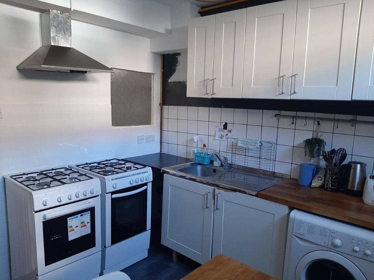 Single Bedroom With Wifi Off Bricklane 3 런던 외부 사진